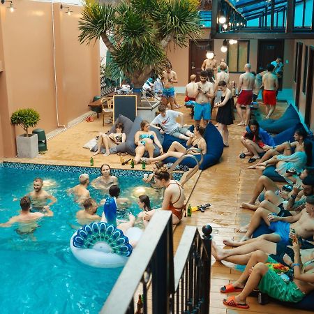 The One Hostel Hanoi Esterno foto