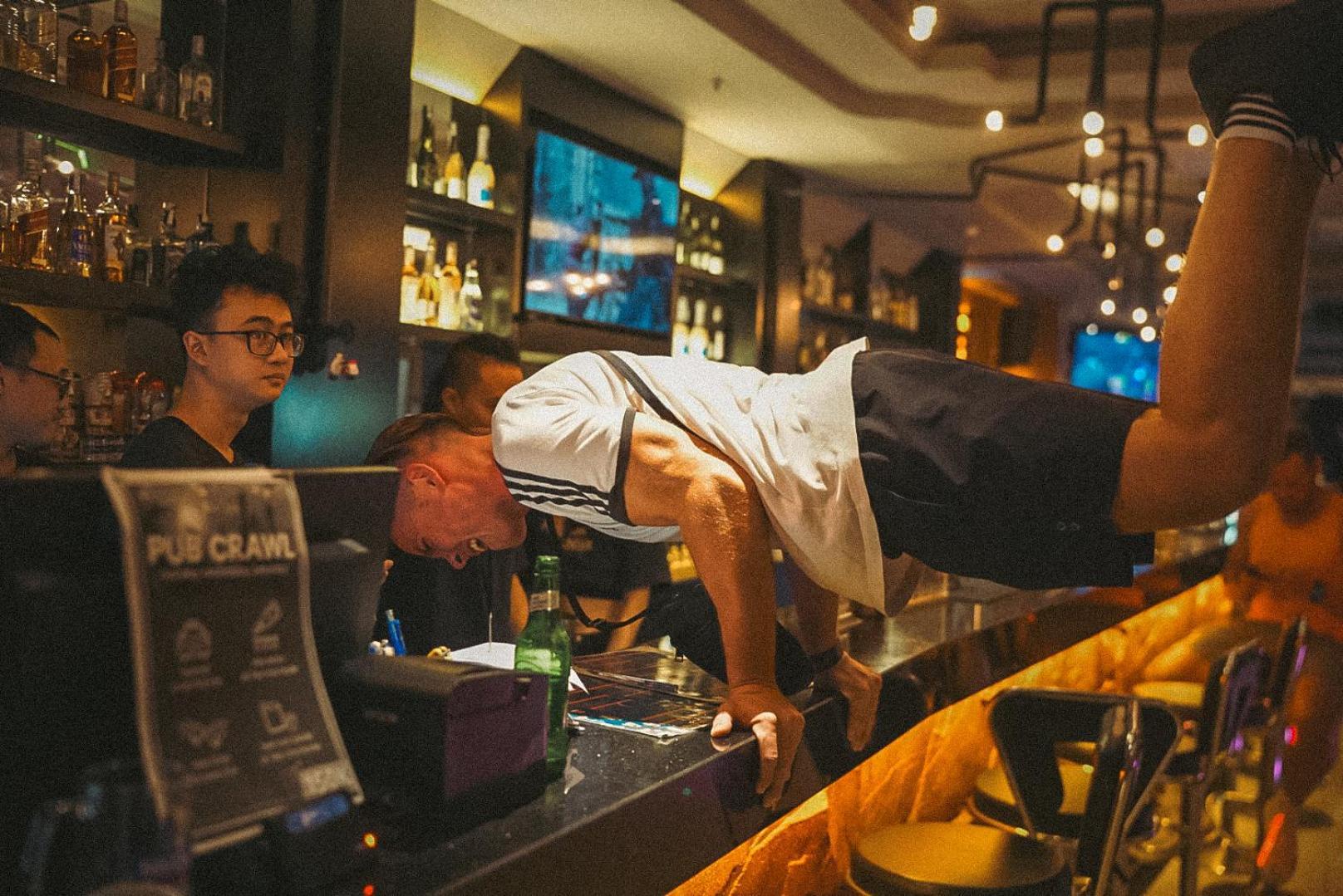 The One Hostel Hanoi Esterno foto