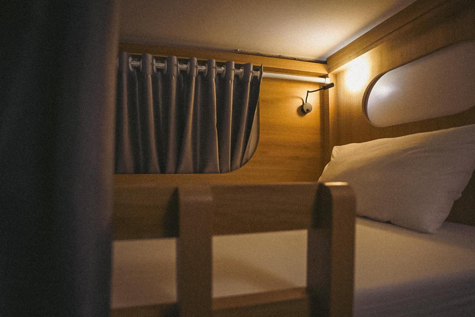 The One Hostel Hanoi Esterno foto