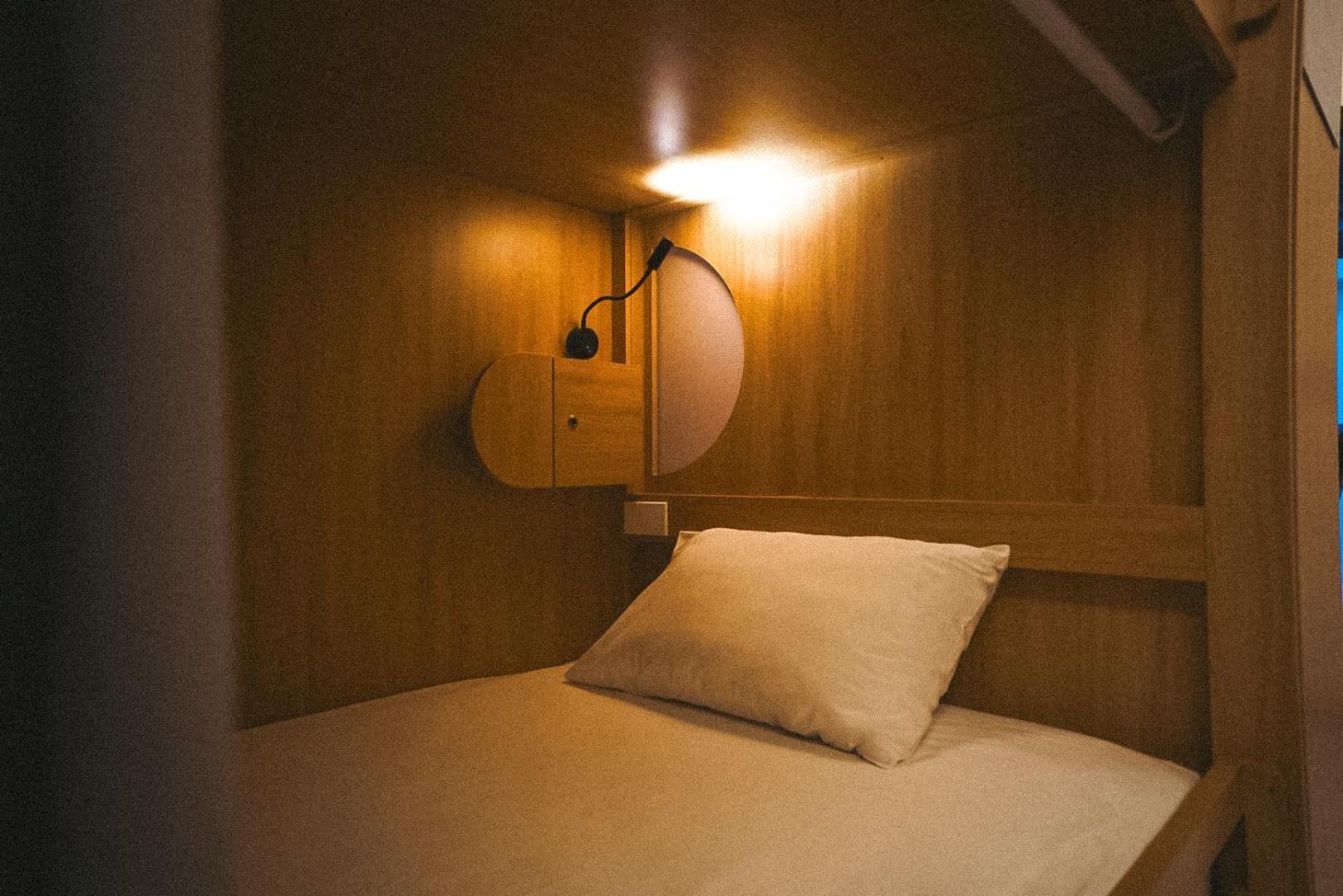 The One Hostel Hanoi Esterno foto